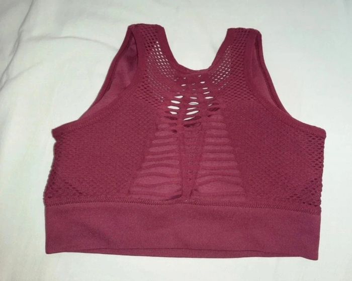 Brassière cerise - photo numéro 2