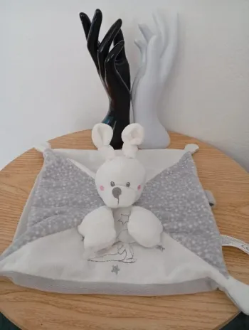 Nicotoy doudou lapin plat mouchoir blanc gris