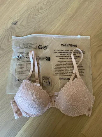 Soutien gorge push up rose poudré