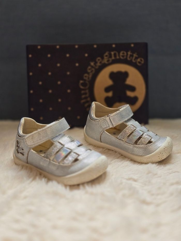 Ballerines bébé.