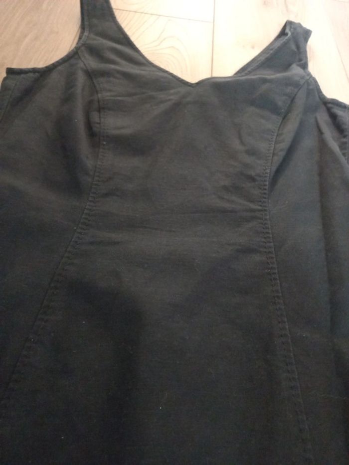 Robe décolletée 38 - photo numéro 2