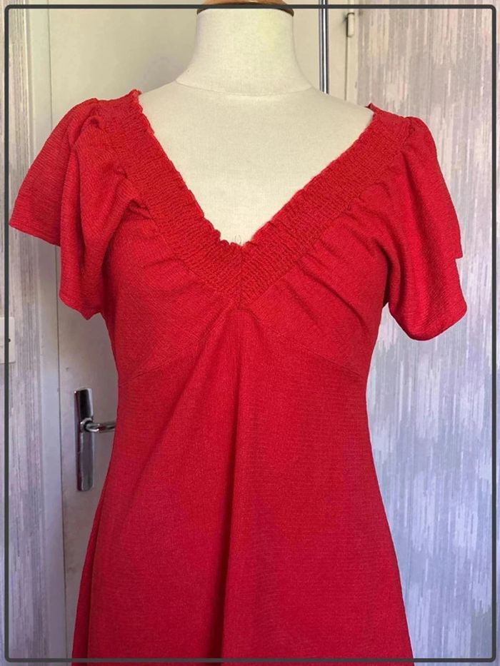 Magnifique robe col en V recto verso taille 40 marque la halle * - photo numéro 2