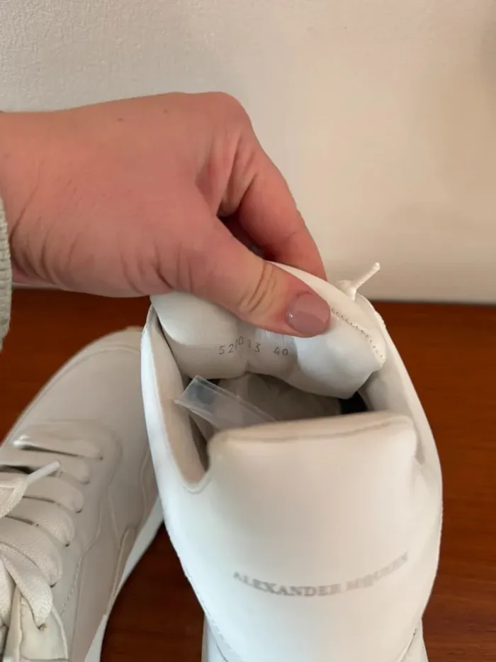 Baskets blanches Alexander McQueen - photo numéro 9