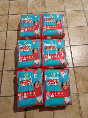 216 couches culotte Pampers baby-dry pants taille 5