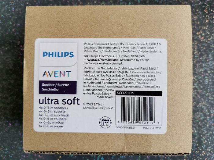 Lot 4 sucettes Phillips Avent ultra soft 0-6 mois