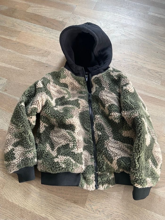 Veste militaire 8 ans très bon état