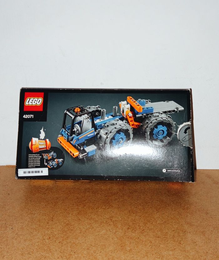Lego Technic 42071 - Le Bulldozer - photo numéro 3