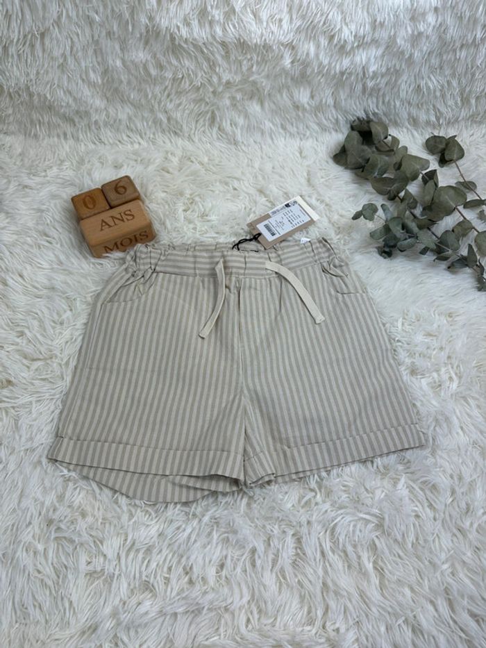 Short beige Lil Atelier taille 6-7 ans