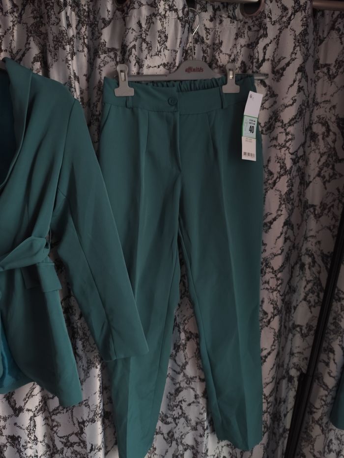 Ensemble veste et pantalon vert d'eau taille 40 neuf - photo numéro 6