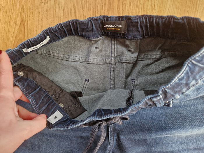 Short en jean jack & jones taille S NEUF - photo numéro 2