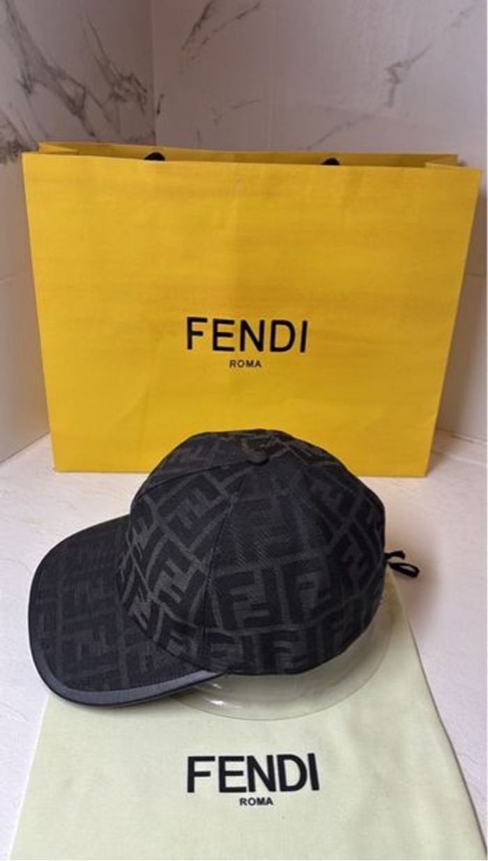 Casquette Fendi taille unique Roma noir - photo numéro 2