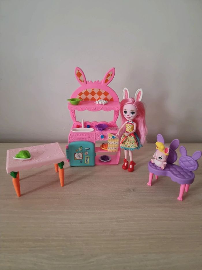 Coffret Cuisine du lapin, Bree et son animal Twist - Enchantimals - Mattel