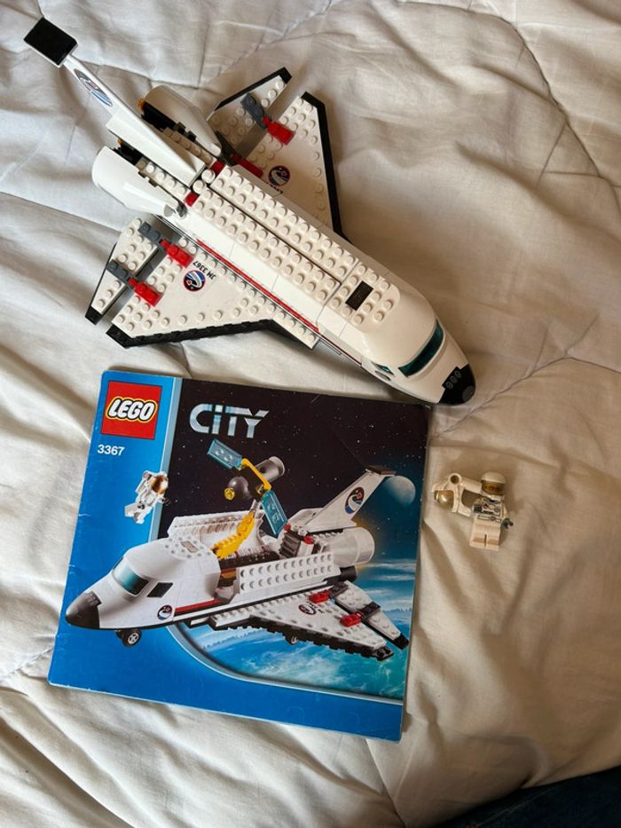 Lego city 3367 - la navette spatiale - photo numéro 2