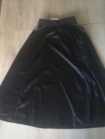 Jupe satinée noire Monkl