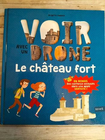 Livre enfant Le château fort