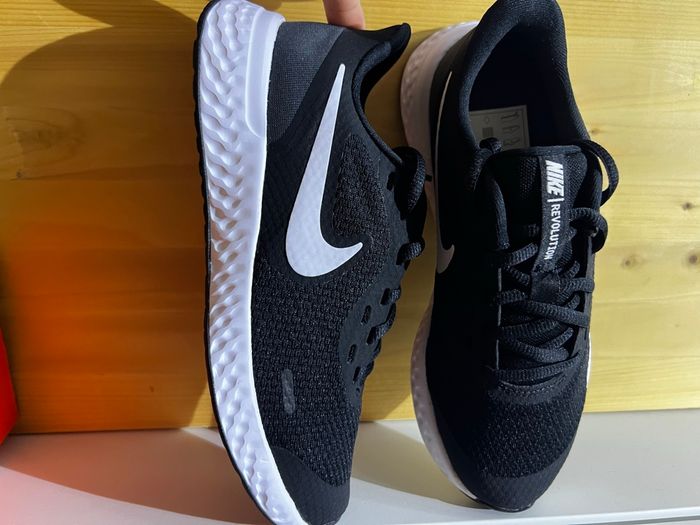 Nike révolution 5 - photo numéro 4