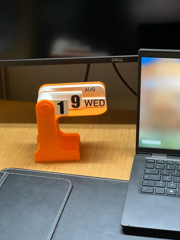 Calendrier de bureau - photo numéro 2