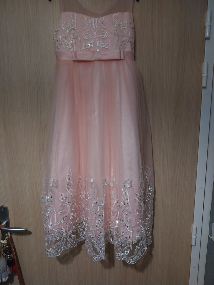 Robe princesse neuve - photo numéro 2