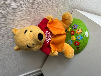 peluche interactive winnie l'ourson