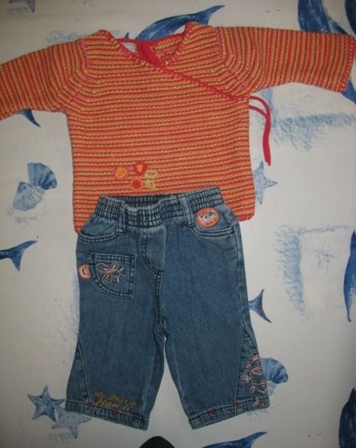 ENSEMBLE 2 PCS BÉBÉ FILLE : JEAN "TISSAIA" + PULL RAYÉ "LA HALLE" - 6 MOIS - n°03