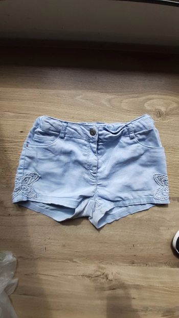 Short en  jean 10 ans