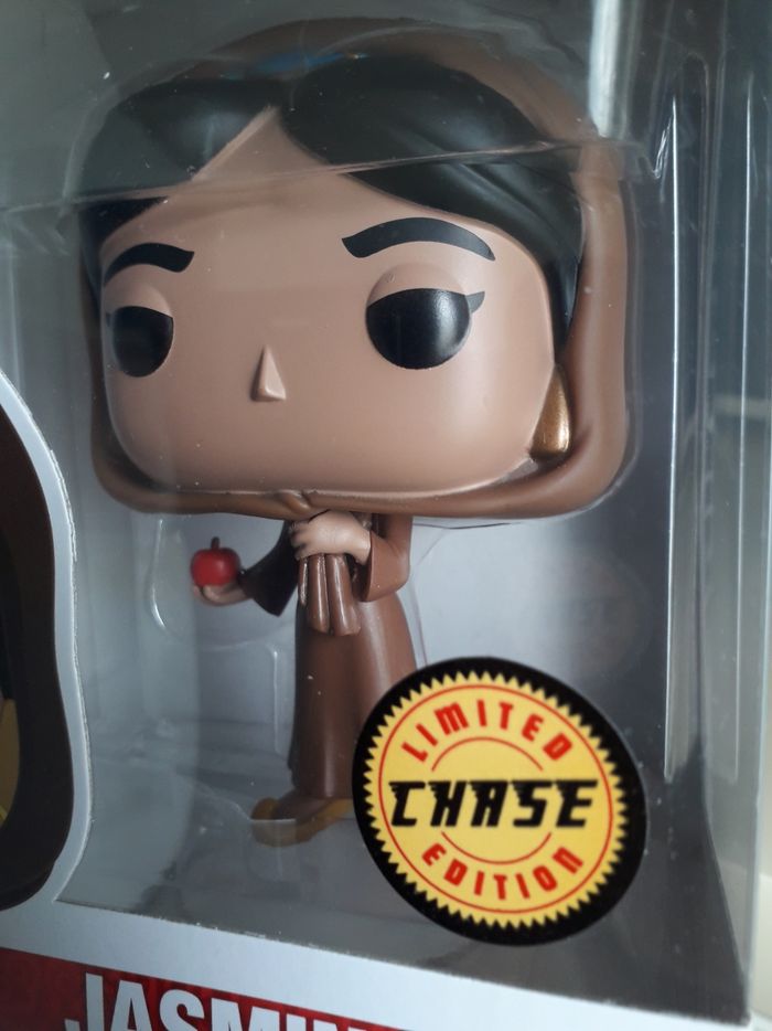 Funko Pop lot de 4 : 3 Princesses Jasmine + 1 Aladdin Disney 477 540 541 543 - photo numéro 9