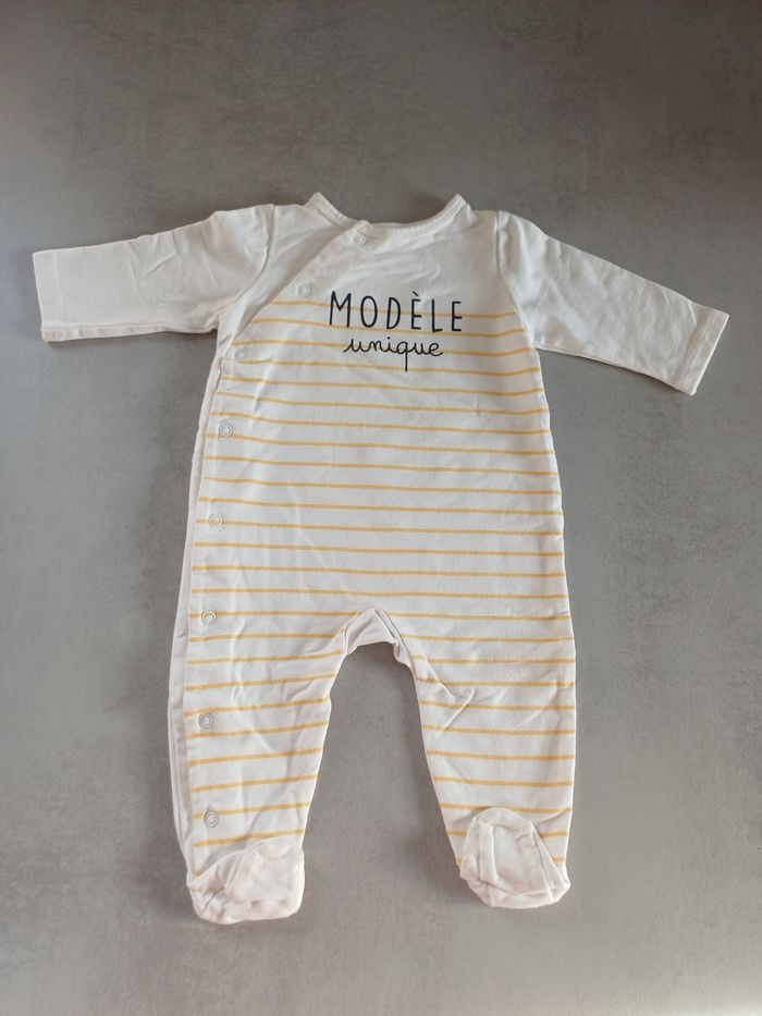 Dors bien / pyjama / grenouillère en coton, TAO, 6 mois, mixte, très bon état, ouverture sur le devant