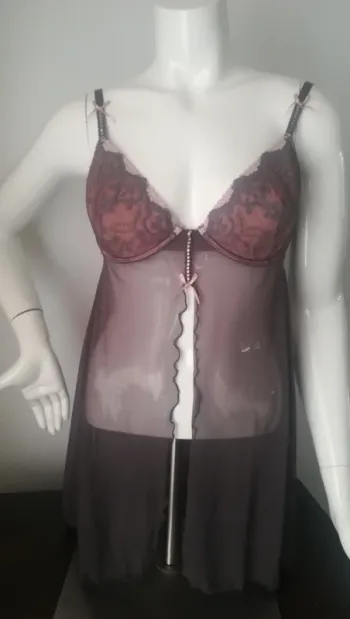 Déshabillé gris et rose