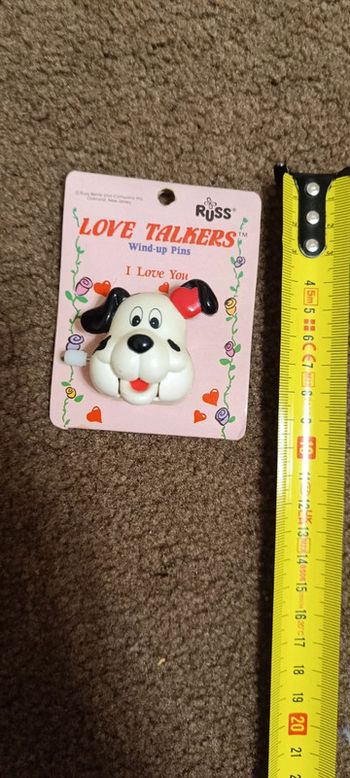 Wind-up pins chien neuf