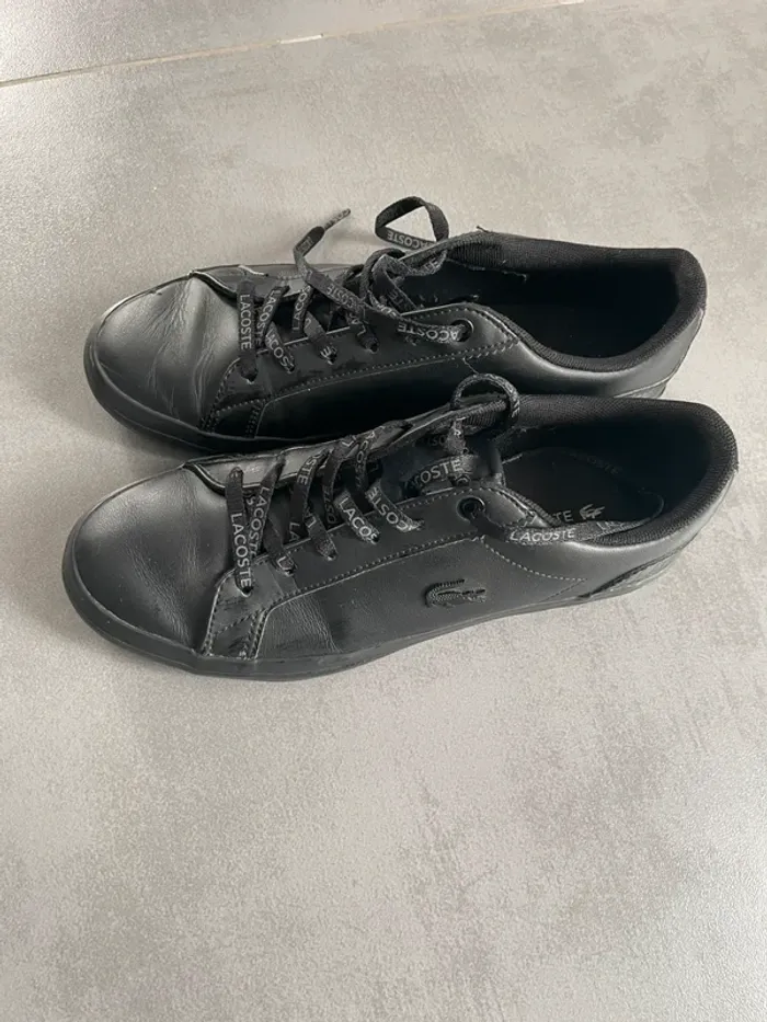 Baskets Lacoste noires - photo numéro 2