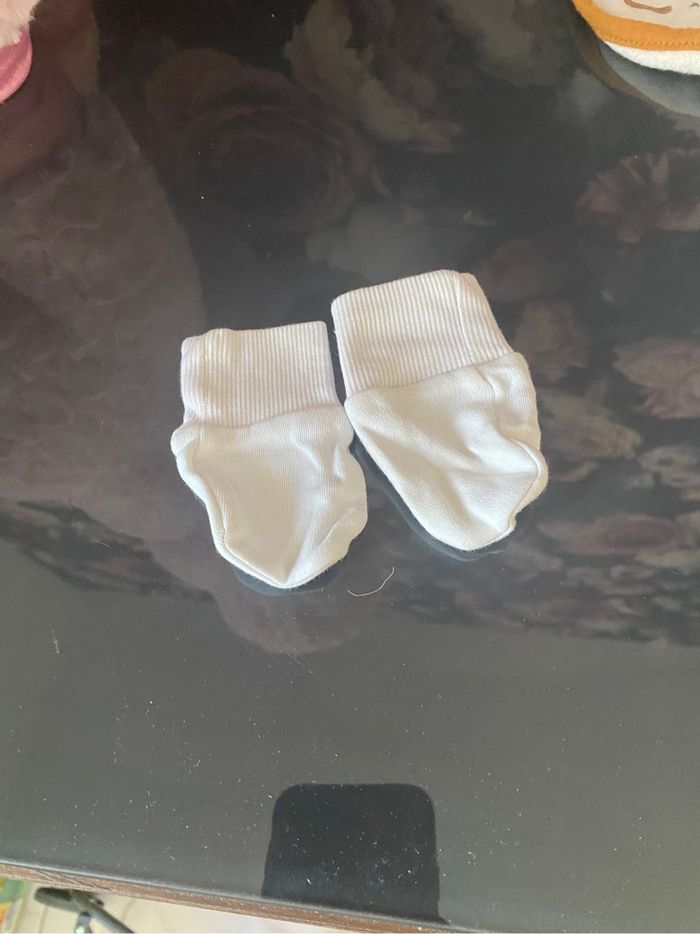 GILET/BRASSIERE + GANT+ BONNET - photo numéro 2