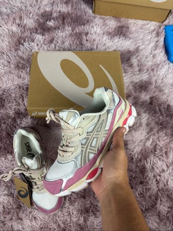 Asics gel NYC rose pink minéral cream taille 41,5