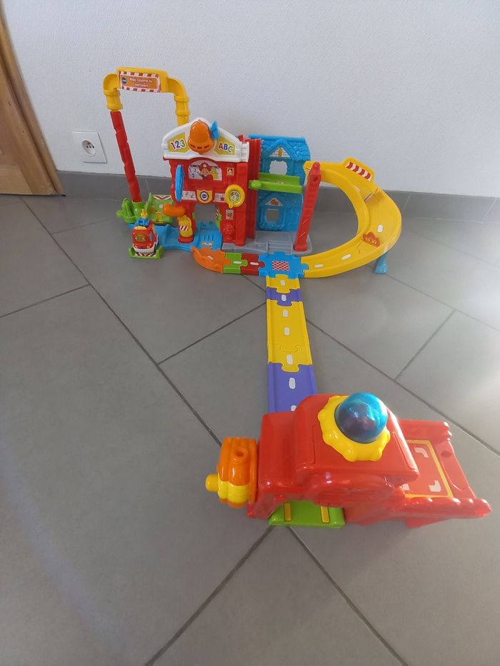 Caserne pompier tut tut bolide - photo numéro 5