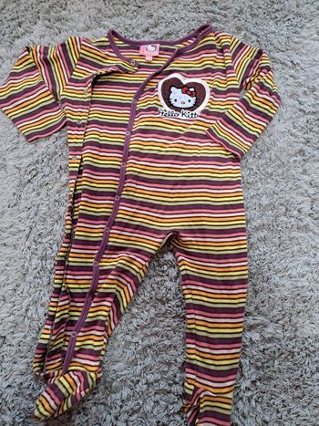 Pyjama hello kitty bébé fille 23 mois