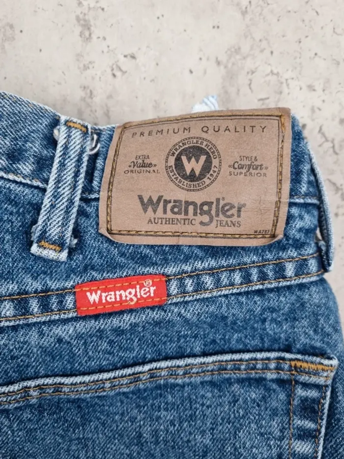 Jean Wrangler bleu – Taille 38x32 US / 48 FR Homme (mesures en photos) - photo numéro 7