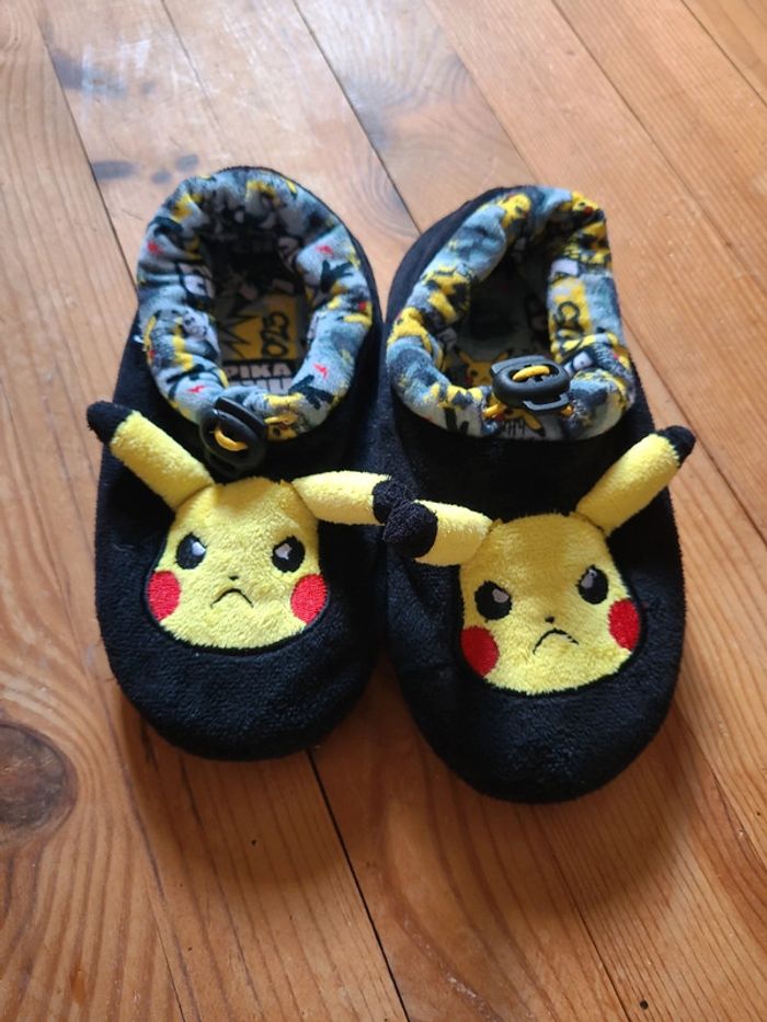 Chausson pikachu - photo numéro 2