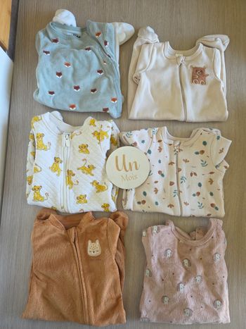 Pyjamas 1 mois