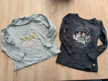 Lot de deux t-shirts à manches longues