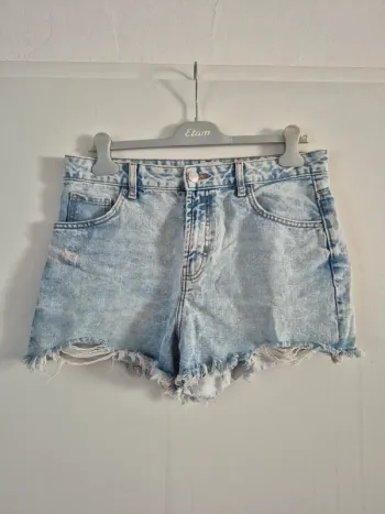 Short T.42