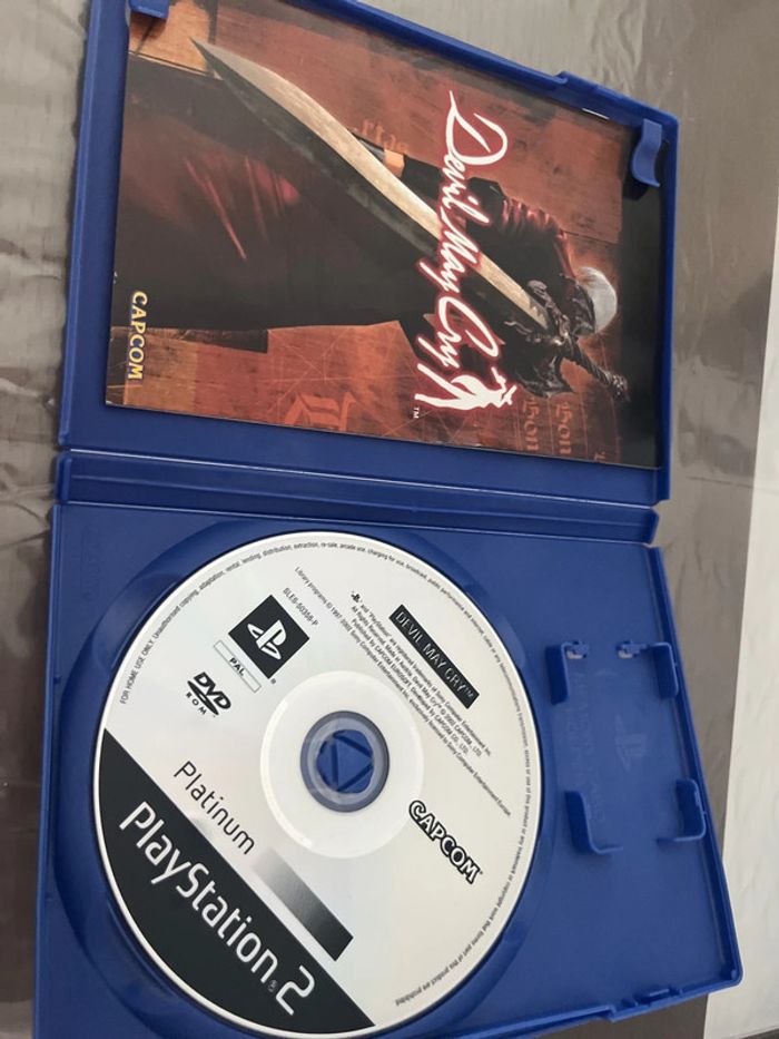 Devil may cry - photo numéro 2