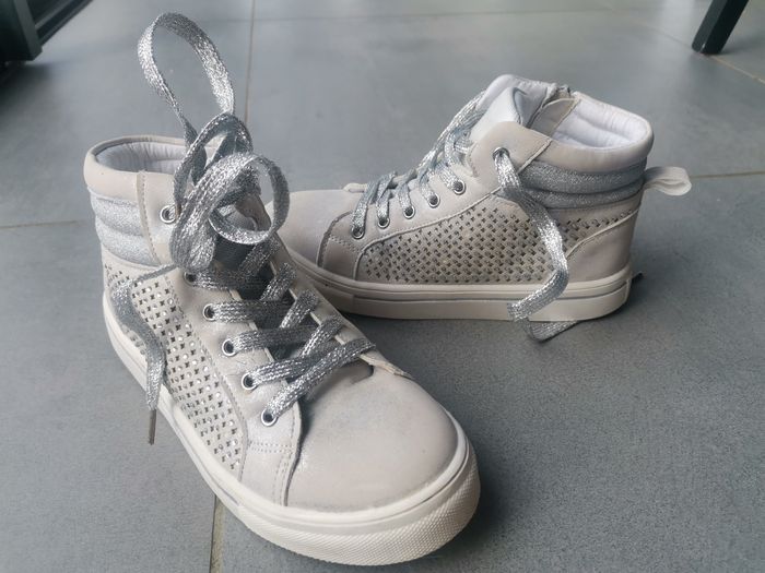 Chaussures fille pointure 34