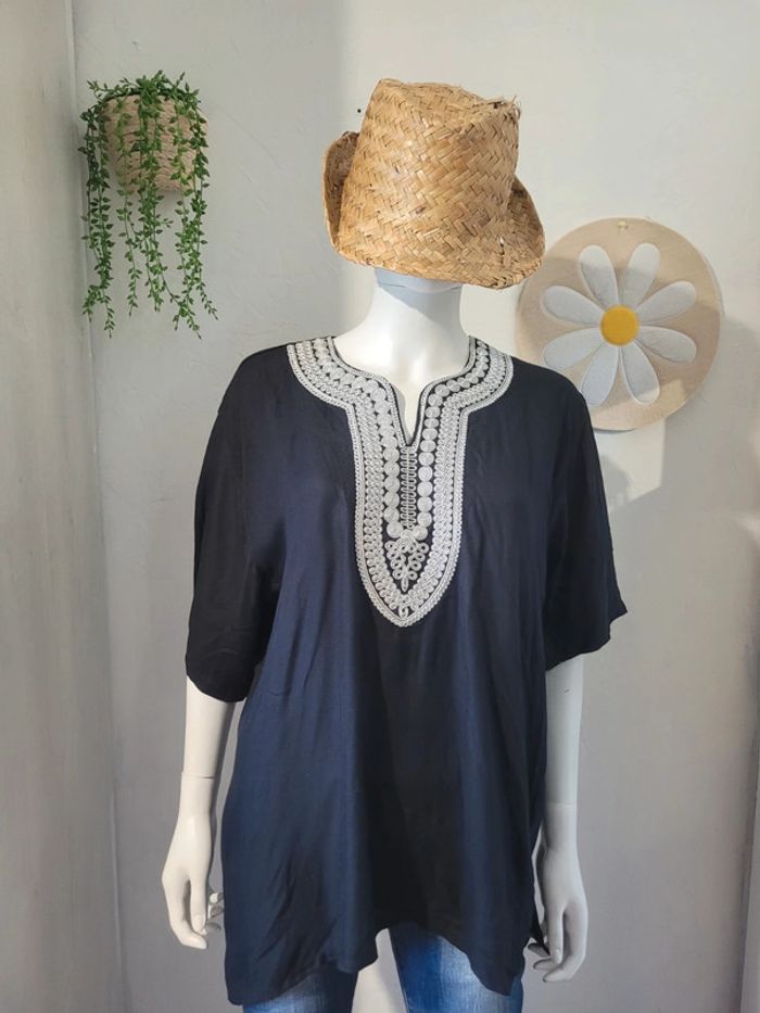 Tunique noire - photo numéro 2