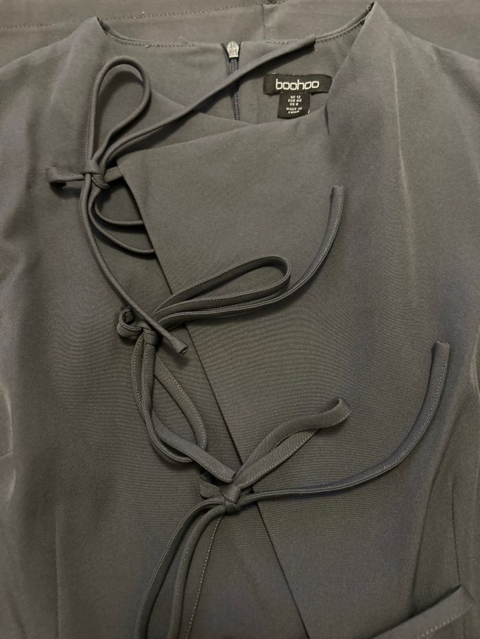 Robe grise - photo numéro 2