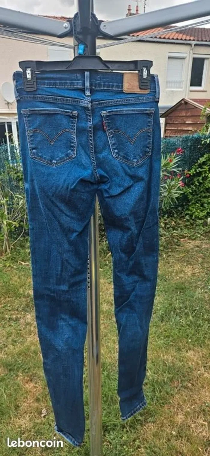 Jean femme Levi's 710 - photo numéro 2