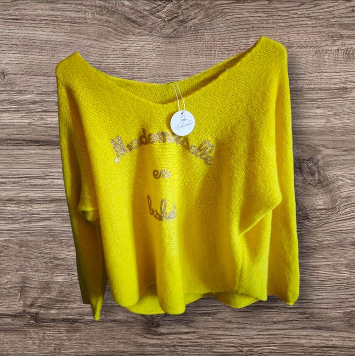Pull col V jaune Fashion Mademoiselle en basket