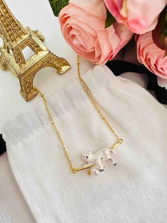 🐈Collier chat japonais émail blanc & perle, chaîne dorée