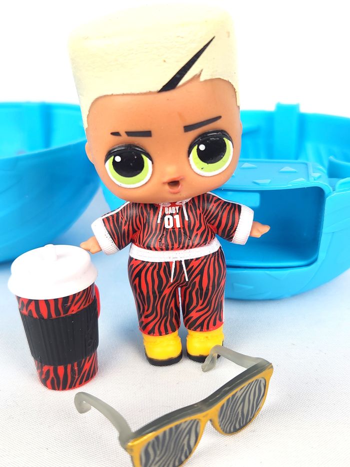 Figurine LOL Surprise Boys - Swaggie Boy - photo numéro 4