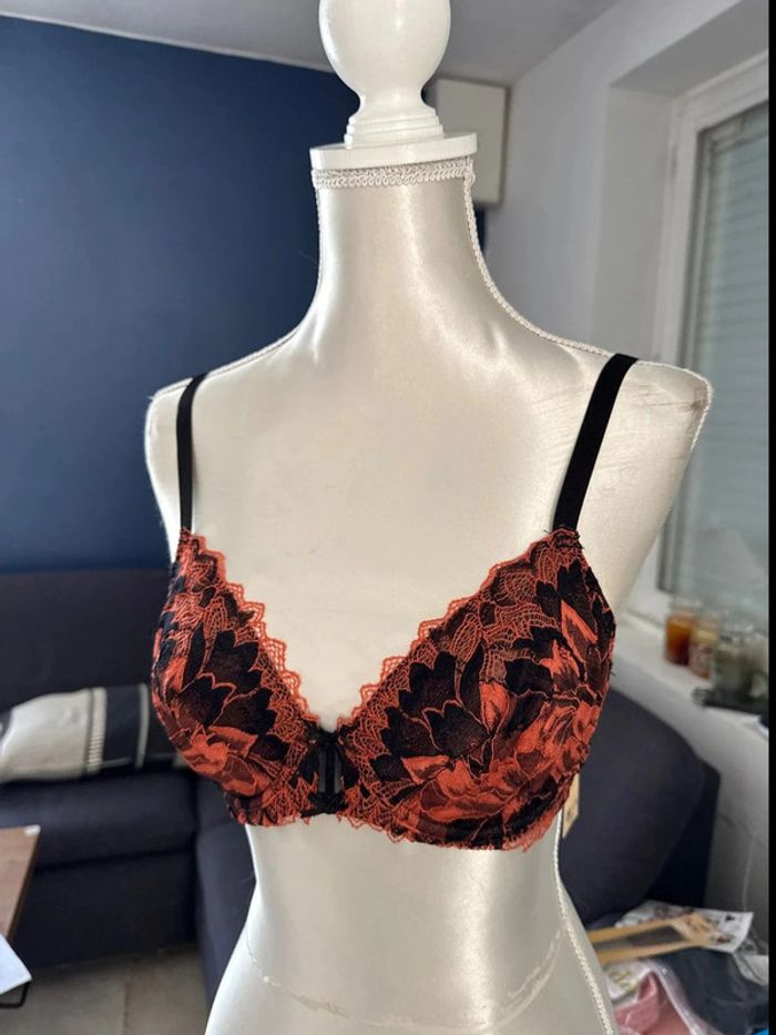 Soutien-gorge 85B well