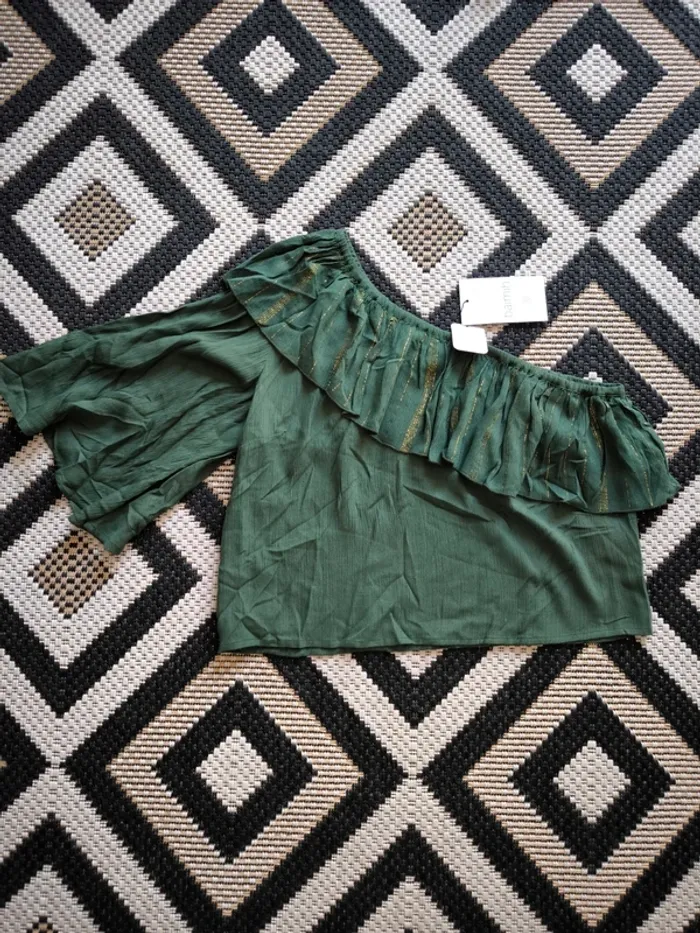 Top vert Baimih Taille M  Neuf avec étiquette