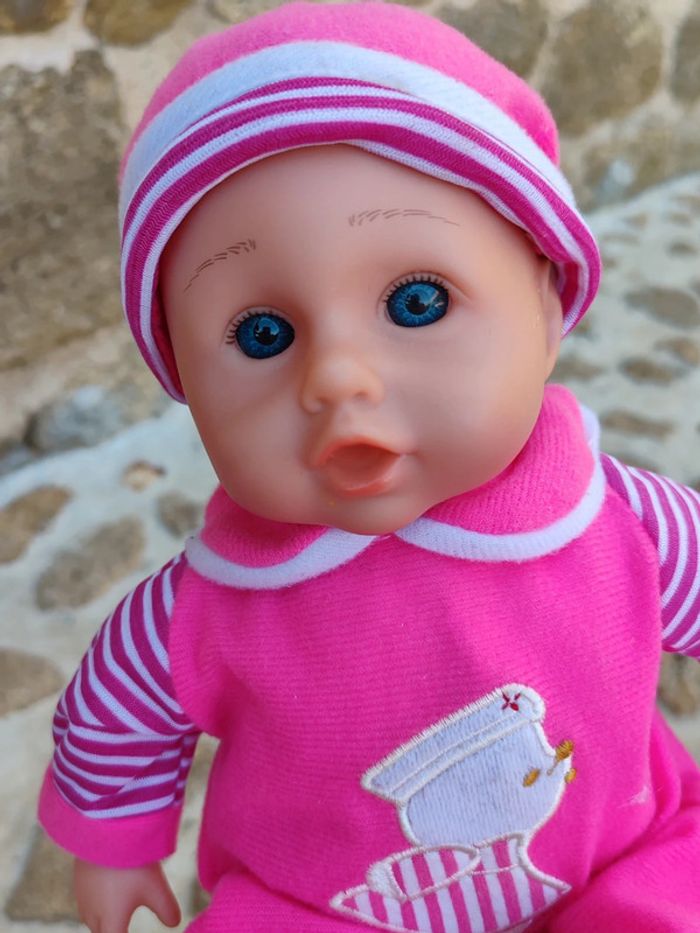 Bébé poupon rose - photo numéro 2